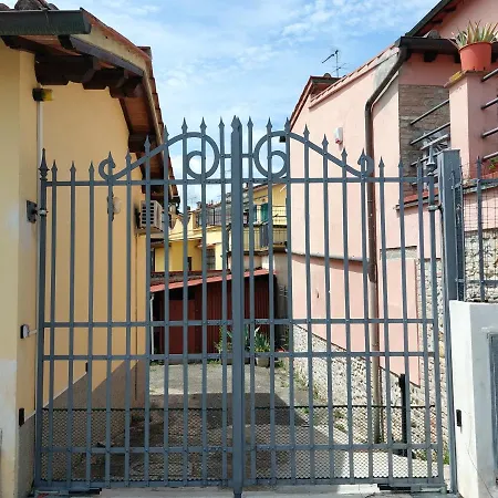 - La Ginestra * Ginestra Fiorentina